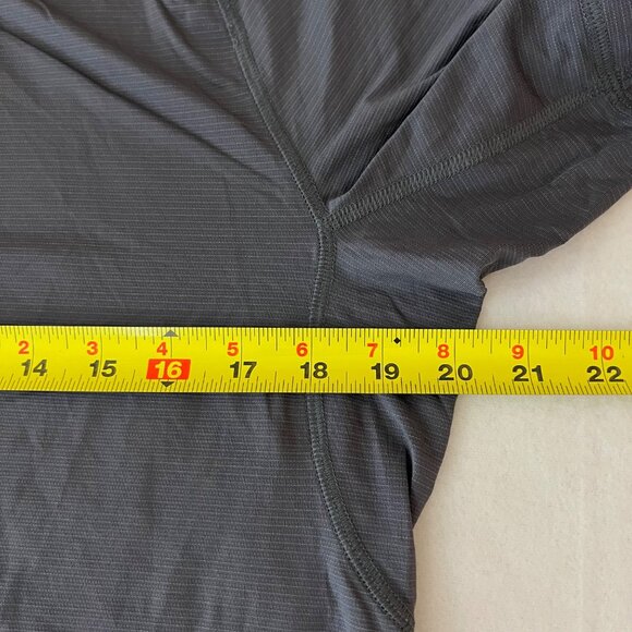 Lululemon Men's Performance Workout Short Sleeve Dark Grey T-Shirt Size M - Picture 9 of 10